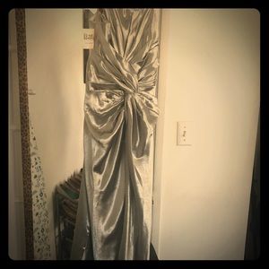 Sleeveless evening formal prom dress